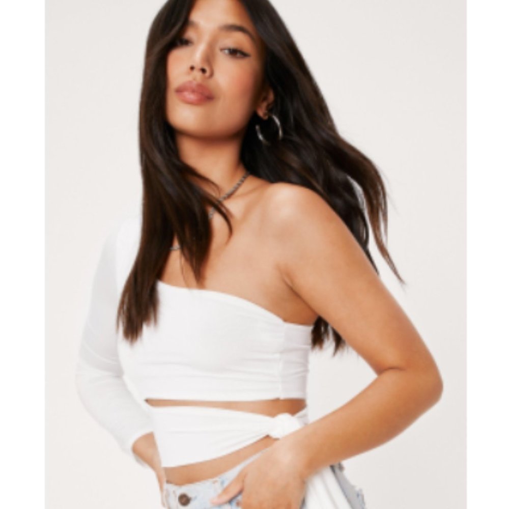 Nasty Gal - One Sleeve Wrap Around Crop Top